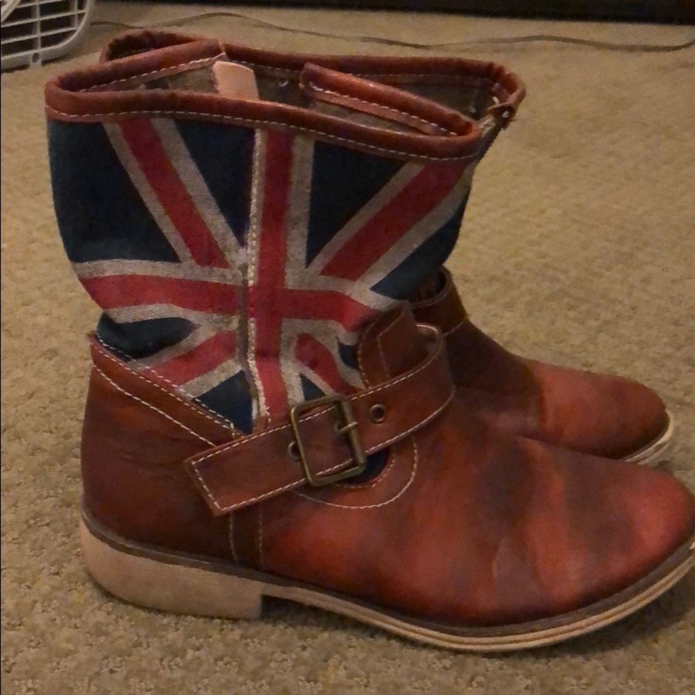 Union Jack boots